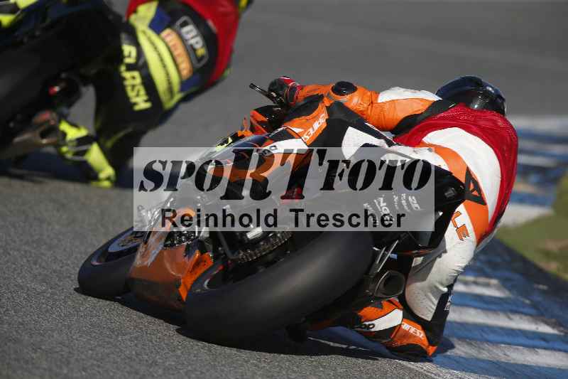 /Archiv-2024/01 26.-28.01.2024 Moto Center Thun Jerez/Gruppe schwarz-black/backside